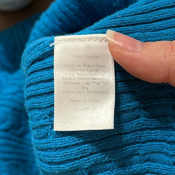 Talbots Outlet Azure Blue Cotton V-Neck Cable Knit Sweater Size S petite - Picture 9 of 9